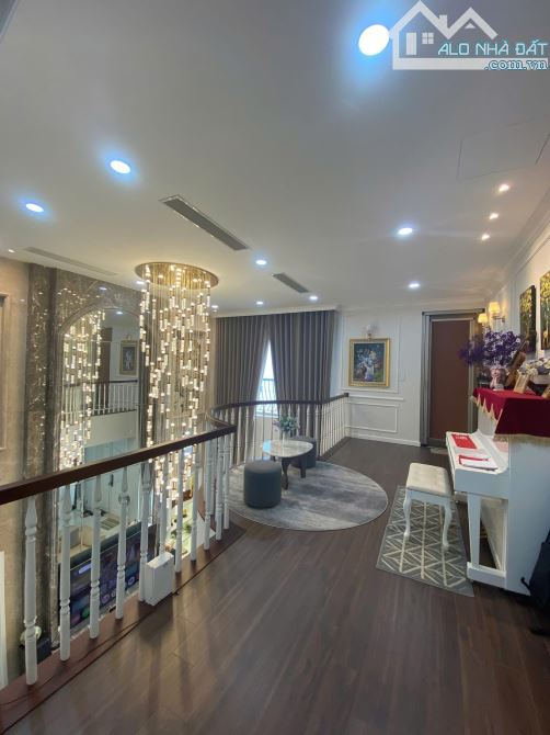 Bán biệt thự 4 tầng mặt tiền Hà Bồng, Hòa Xuân, Cẩm Lệ. DT 200m2 ngang 10m. Giá 27.5 tỷ - 6