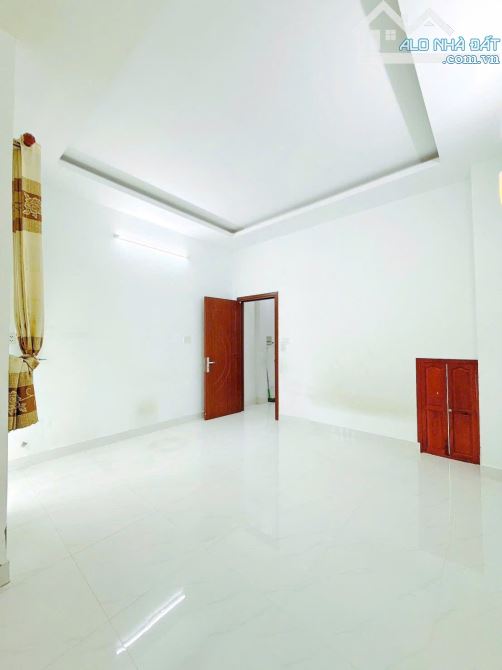 Nhà bán k lộ giới, 3 tầng (4.4x9m), hẻm 56 Bùi Minh Trực - 6