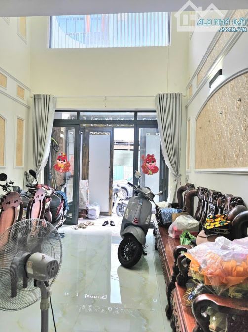Dương Quảng Hàm Gò Vấp, hẻm xe hơi 8m, Dt 50m2, 5 tầng 4Pn, full nội thất, giảm còn 9,9 tỷ - 6