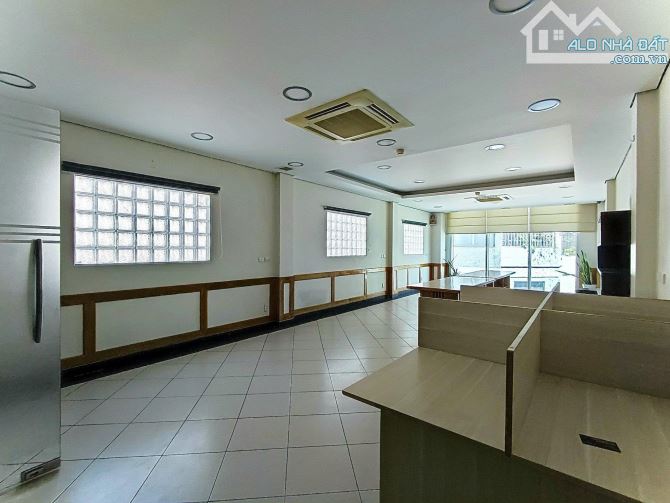 TÒA VĂN PHÒNG CAO CẤP, TIỆN NGHI ĐẲNG CẤP TẠI TT Q1 - 6