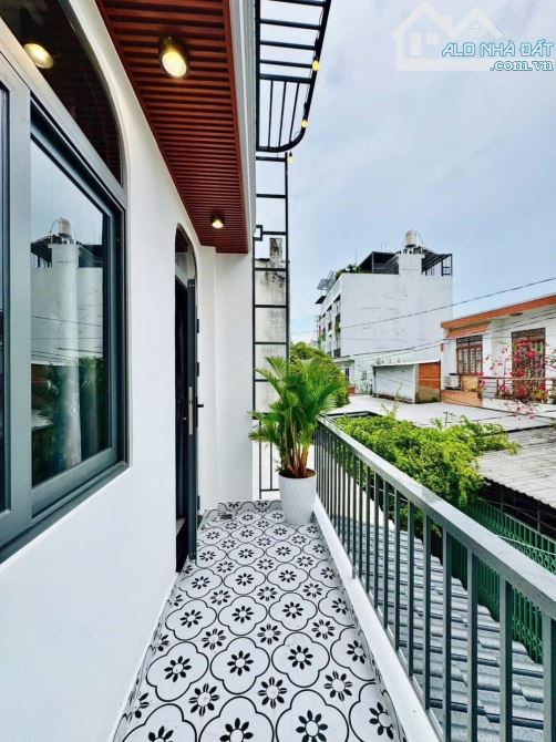 Lên sóng căn nhà 46.2m2 ngay Lê Quang Định, Gò Vấp. Giá: 2 Tỷ 620. SHR, hẻm 1/ thông - 6