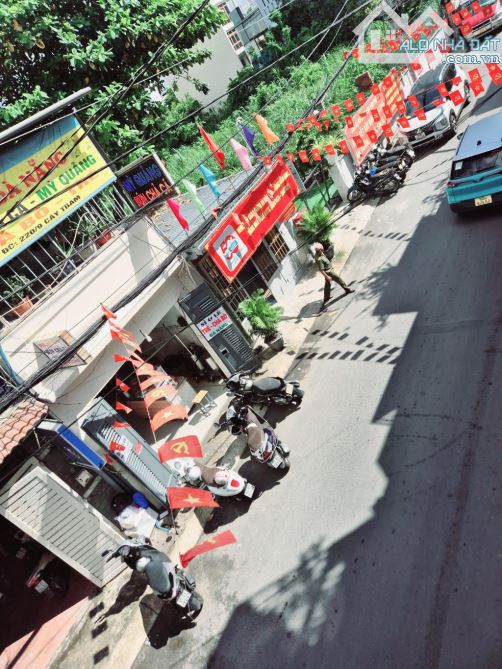 NHÀ MỚI ĐẸP, ĐƯỜNG 8M NGUYỄN VĂN KHỐI, 3 TẦNG 4PN, OTO NGỦ TRONG NHÀ, Giá 12.x Tỷ - 6
