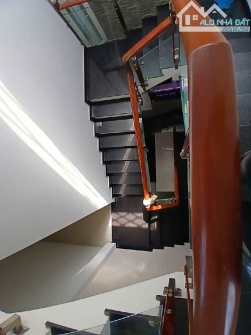 80m2 - 1t2l - 3pn - shr -trung tâm q9 - gần metro xalo hà nội - chỉ 7.6 tỷ - 6