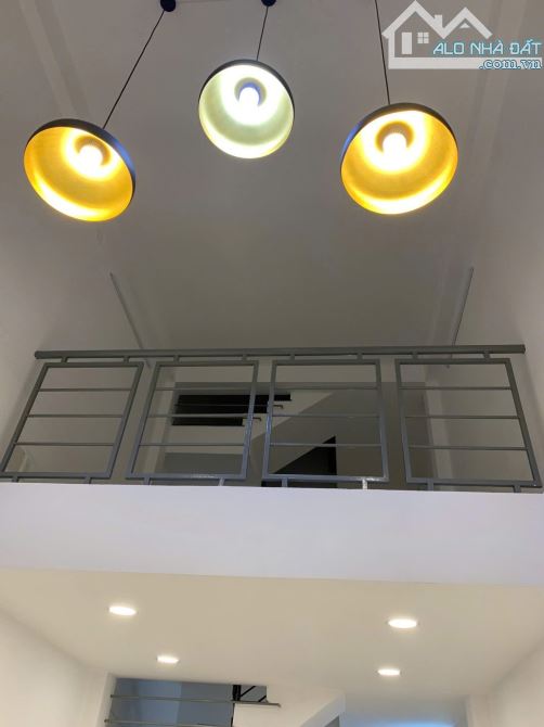 3 TẦNG CÒN MỚI- 3.2 x 17M- 3PN- NGUYỄN HUY LƯỢNG P14 BT- 7,8 TỶ TL - 6