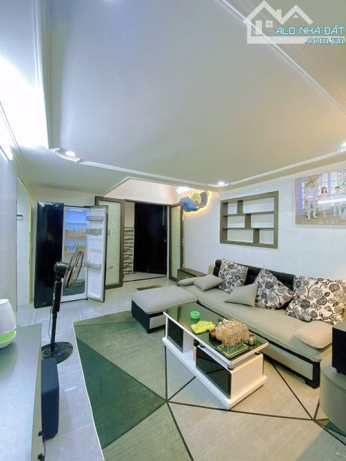 Bán nhà Khâm Thiên, 28mx4 tầng, giá 6.9 tỉ, siêu tiện ích trường chợ, vài bước ra mặt phố - 6
