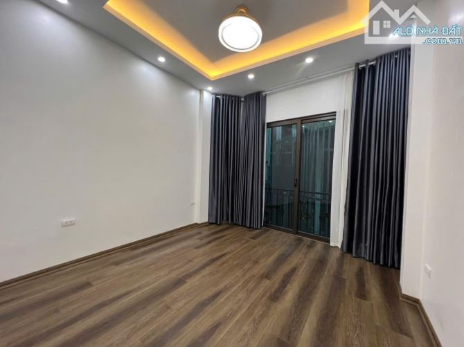 BÁN NHÀ TT ĐỐNG ĐA, 45M2X4T, 6 NGỦ, NHÀ MỚI, GIÁ 9 TỶ, ĐẸP NHẤT Đ.Đ - 6