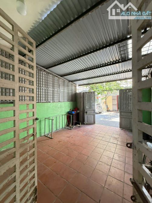 Nhà 90m2x2 tầng( móng 4 tầng) hướng TB tại KDC An Trang. Đường nhựa 7m thông thương - 6