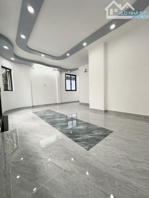 KHU VIP QUẬN 3 - TRẦN QUANG DIỆU THÔNG LÊ VĂN SỸ - HẺM 4M SÁT MẶT TIỀN - NHÀ MỚI XÂY, 50M2 - 6