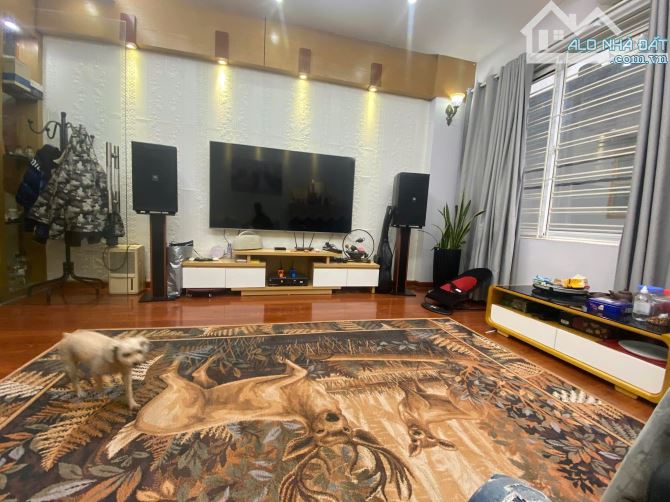 Độc quyền – bán nhà Văn Cao 62m², 5 tầng, ô tô tránh, vỉa hè rộng, giá chuẩn 20,8 tỷ - 6