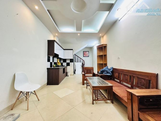 VÕ CHÍ CÔNG 30M PHỐ VIP, TƯƠNG LAI RẠNG NGỜI 7.x TỶ - 6