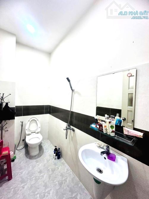 BÁN NHÀ RỘNG ĐẸP-GIÁ RẺ PHƯỜNG 15- TÂN BÌNH- DT 94M2- 4 TẦNG ĐÚC BTCT- NỞ HẬU - 6