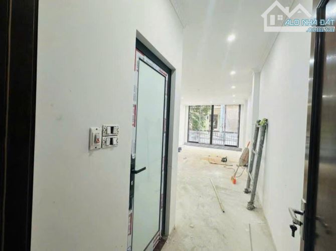 NGHĨA TÂN CẦU GIẤY 50m 6 TẦNG MT 4m 18.8 TỶ PHÂN LÔ THANG MÁY Ô TÔ KINH DOANH - 6