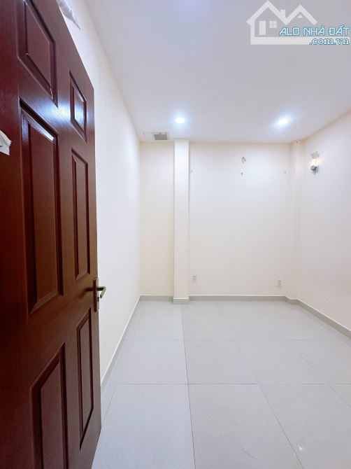 Nhà Bán Nhà 4 Tầng Cô Bắc Khu Vip Phan Xích Long - 6