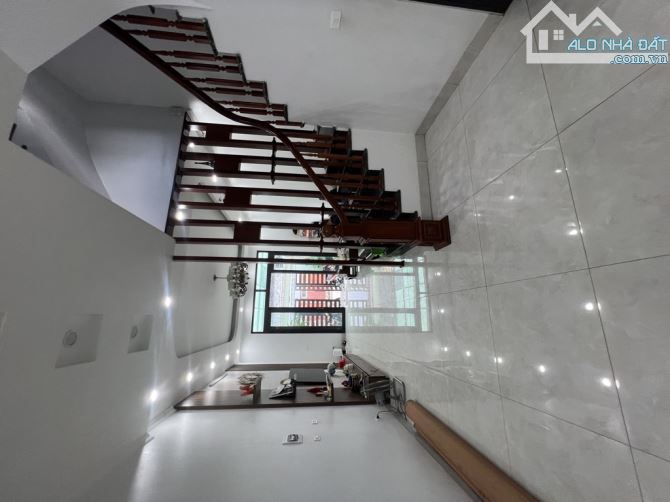 Bán nhà cự khối. 100m² , mt 5m nhà 5 tầng đường ôtô tránh kinh doanh giá 16 tỷ TL . - 7