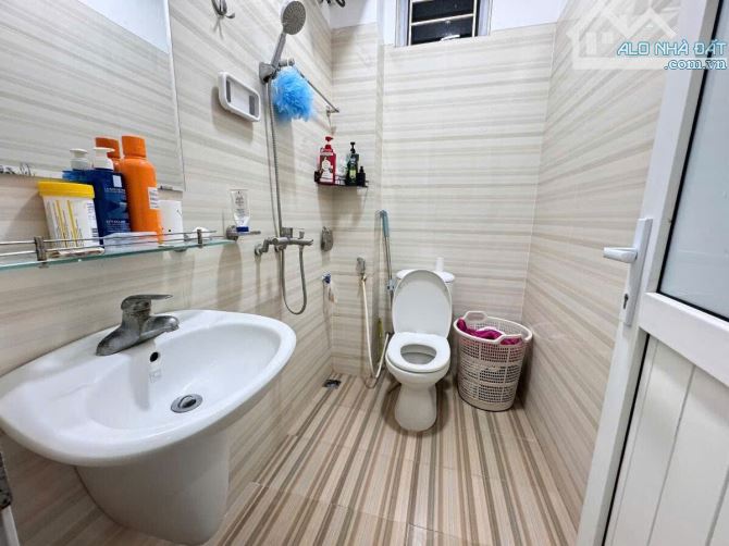 Hạ 500triệu Lô góc 15m ra mặt phố Pháo Đài Láng ngõ to 5 tầng 42m2 mới đẹp đầy đủ nội thất - 7