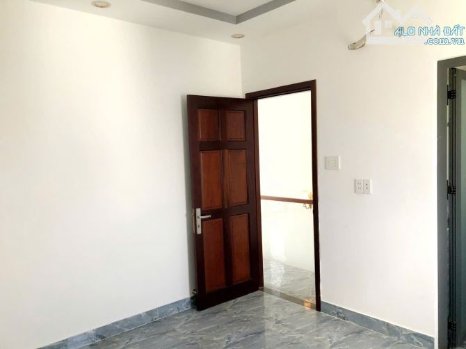 Cần bán gấp căn nhà nằm trên đường Hồ Văn Long 4 tỷ 2 còn thương lượng - 7