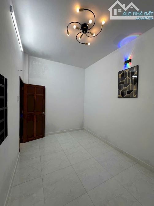 Nhà SHR thị trấn Cần Giuộc có sẵn tuyến xe buýt lên Sài Gòn - 7
