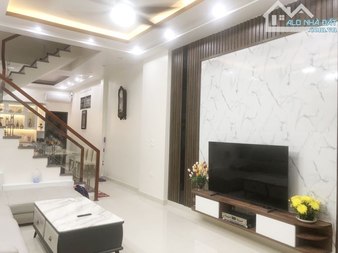 Bán nhà Đằng Lâm  60m2 x 4T Lô Góc. Ô tô Vào Nhà - 7