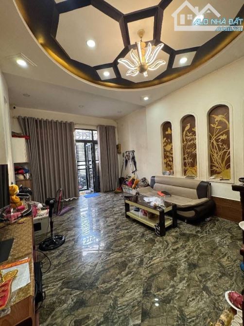 HÀNG HOT CẬP BẾN: Nhà 2 tầng mới, hẻm xe hơi 5m, đối diện Lotte Gò Vấp chỉ nhỉnh 5 tỷ - 7