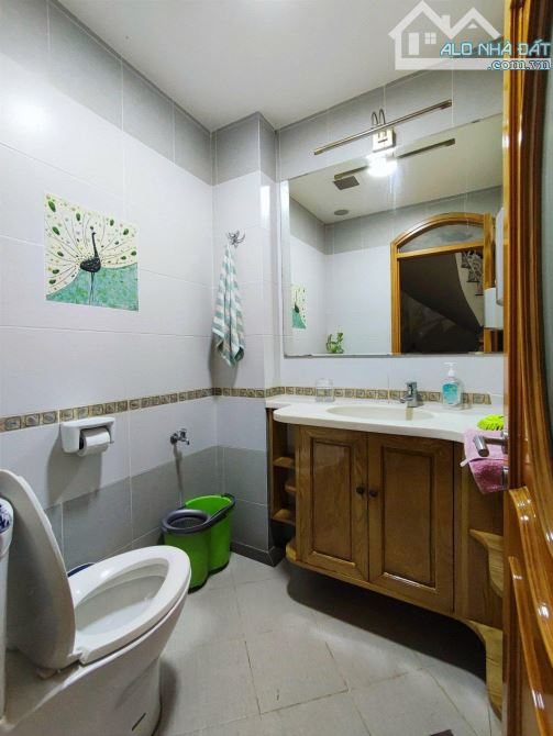 TÒA VĂN PHÒNG CAO CẤP, TIỆN NGHI ĐẲNG CẤP TẠI TT Q1 - 7