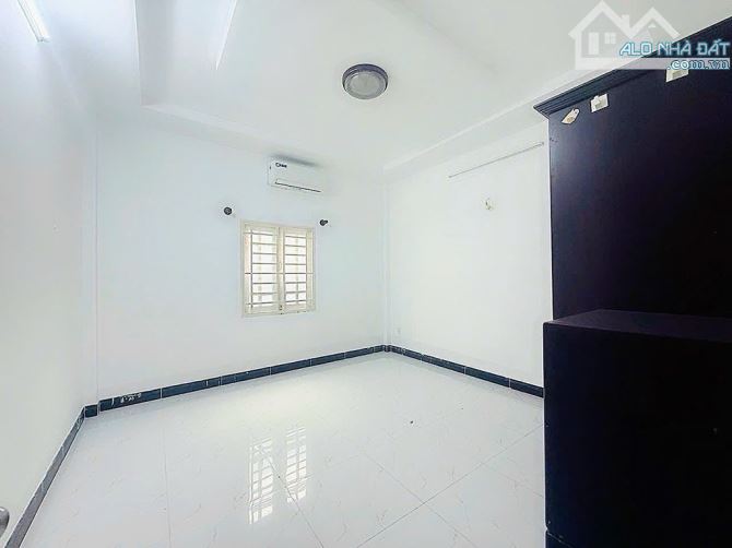 BÁN NHÀ 2 MẶT TIỀN HẺM-TRẦN XUÂN SOẠN-QUẬN 7-DÒNG TIỀN 12TRĐ-DT: 4,2x14-GIÁ 5,5 TỶ - 7