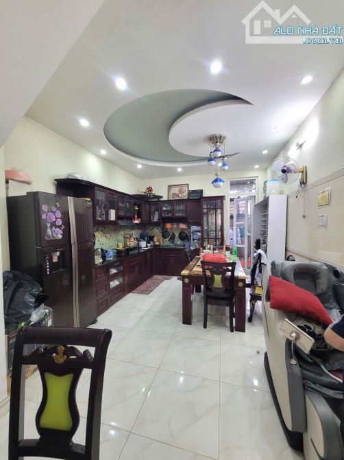 Bán nhà 1T2L 4x18m, đường số 1 KDC Toa Xe p.Dĩ An gần Vincom 550 - 7