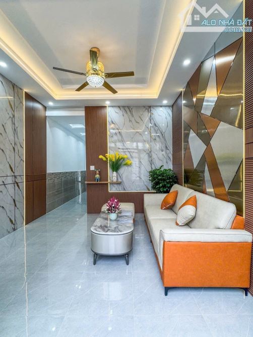 BÁN NHÀ TRỆT FULL NỘI THẤT - HẺM 534 ĐƯỜNG 30/4 THÔNG RA HẺM 169 ĐƯỜNG 3/2 - 7