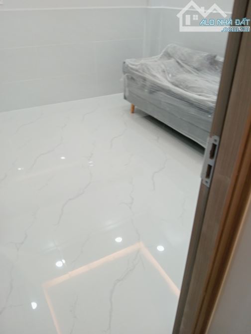 🏡 NHÀ ĐỘC ĐẸP QUẬN 7 – 2 CĂN RIÊNG BIỆT 📍 Mặt tiền hẻm 1234 Huỳnh Tấn Phát – cách MT 50m - 7