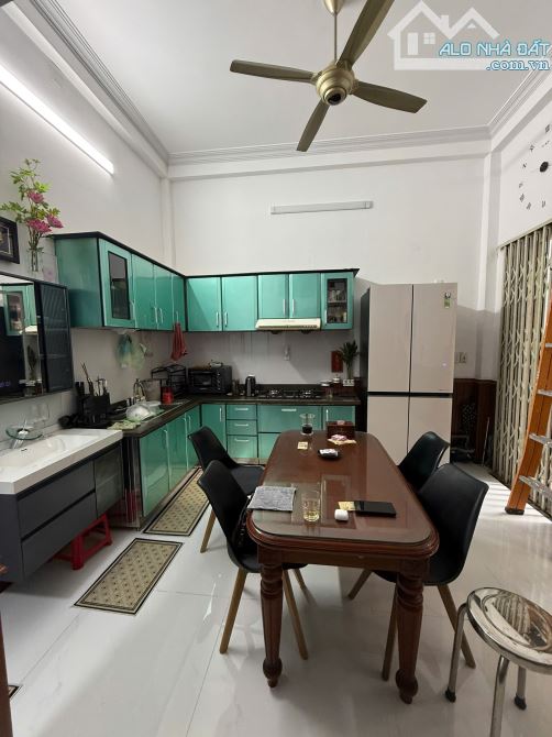 Bán nhà HXH 7m nở hậu khu Bàu Cát II, P10,QTB, GIÁ nhỉnh 8 Tỷ TL - 7