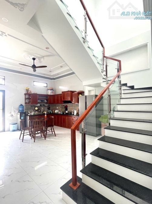 Bán nhà sân vườn 1 Trệt 1 Sân Thượng kế bên KDL Phi Yến - An Bình - TPCT - 7