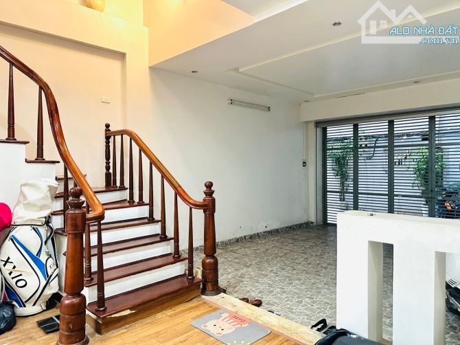 Bán nhà phân lô Lạc Trung,80m x 6 tầng giá 24 tỷ,gara ô tô,dân trí cao,nhà đẹp ở ngay - 7