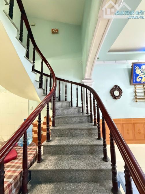 Nhà 90m2x2 tầng( móng 4 tầng) hướng TB tại KDC An Trang. Đường nhựa 7m thông thương - 7