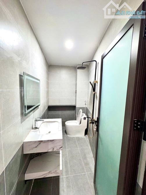 Bán nhà 1 trệt 1 lầu sổ riêng thổ cư p. Hố Nai - 7