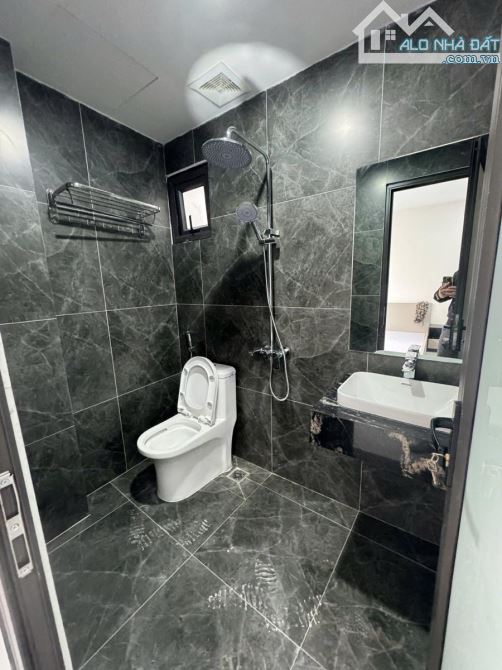 YÊN HOÀ CẦU GIẤY 55m 7 TẦNG MT 4.2m 15.2 TỶ CCMN 10 CĂN HỘ THANG MÁY DÒNG TIỀN - 7