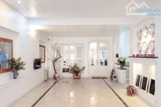 120 tỷ / 180 m2/ 10 tầng/9.2 M tiền/ APARTMENT ĐẶNG THAI MAI - 7