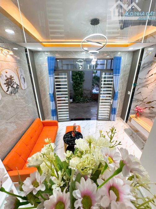 Nhà SHR thị trấn Cần Giuộc có sẵn tuyến xe buýt lên Sài Gòn - 8