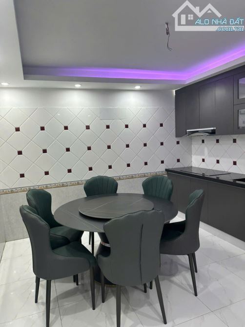 Bán nhà 4 tầng cực đẹp mặt đường Tô Vũ, Văn Cao, Hải Phòng - 8