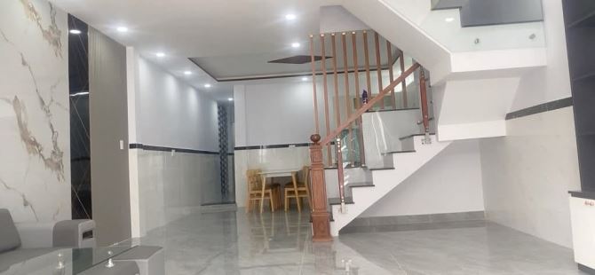 BÁN NHÀ ĐẸP 100M² – 2 TẦNG – TT QUẬN 9 – GIÁ CHỈ NHỈNH 7 TỶ - 8