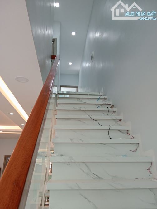 🏡 NHÀ ĐỘC ĐẸP QUẬN 7 – 2 CĂN RIÊNG BIỆT 📍 Mặt tiền hẻm 1234 Huỳnh Tấn Phát – cách MT 50m - 8