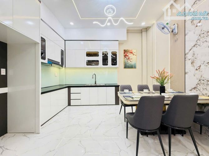 Bán nhà hẻm 5m khu đồng bộ đường Phạm Văn Chiêu, P.14, 4,2 x 13, 4 lầu, 4PN giá 7.55 tỷ tl - 8