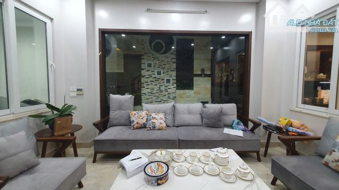 🌟 NGÕ PHÂN LÔ 97 VĂN CAO – 66M – 5 TẦNG – MT 5M – VỈA HÈ Ô TÔ TRÁNH – 19,5 TỶ 🌟 - 8