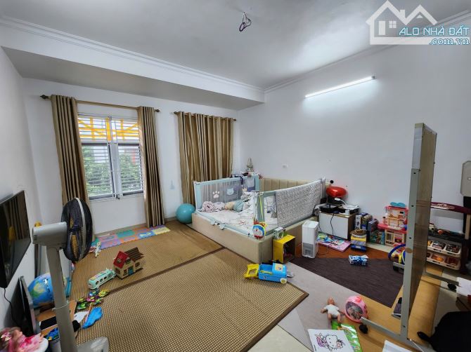Nhà mặt phố Nguyễn Văn Hưởng, LB 60X4T, dân xây, MT 5m, vỉa hè, ô tô tránh, KD 16.5 tỷ. - 8