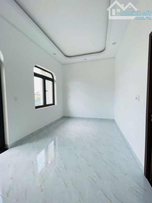 Bán nhà 1 trệt 1 lầu sổ riêng thổ cư p. Hố Nai - 8