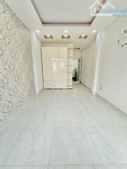 ✨ NHÀ MỚI – HẺM 10M – QUẬN 10 ✨  📍 Ba Tháng Hai, P.12, Quận 10 – DT CN 31m² -thực tế 42m² - 8
