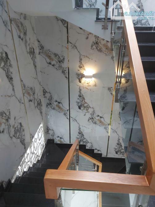 NHÀ VIP KHU HÀ ĐÔ, ĐƯỜNG 12M LÊ THỊ RIÊNG, P.THỚI AN, Q.12, SÁT GÒ VẤP, 90M2, 3TẦNG,7,8TY - 9