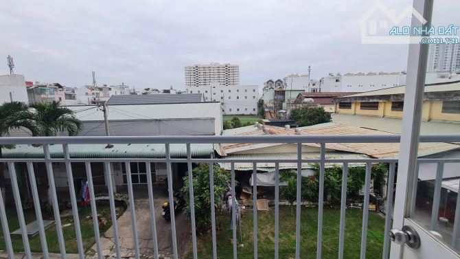 Shophouse- Chung Cư Lê Thành Lock A3 -130m2- 4tỷ SHR - 9