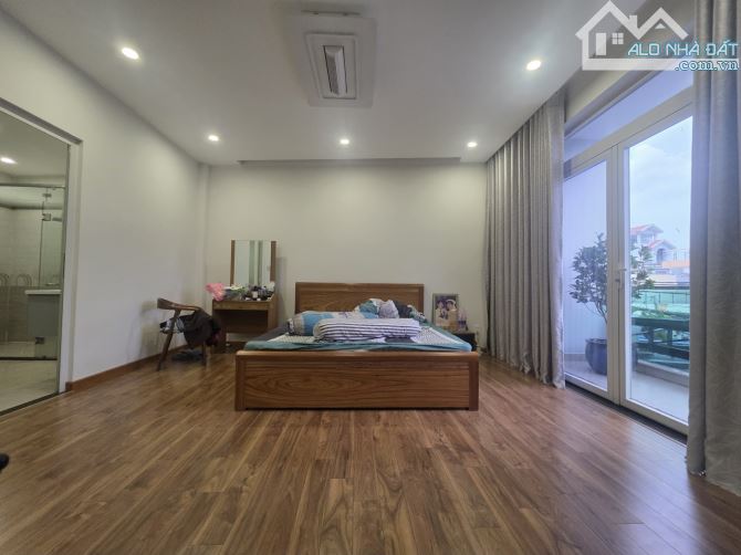 Q2, NGAY LÊ VĂN THỊNH - NHÀ MẶT TIỀN ĐƯỜNG KINH DOANH - 190M2(10*19)* 3 TẦNG - GIÁ 17,5 TY - 9