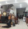 Cho Thuê nhà nguyên căn mặt ngõ 81 phố Trạm -55 m2 - 3 ngủ - ô tô