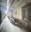 5.85 tỷ, Hoàng Hoa Thám, 25m, 4 tầng , 20m ra phố