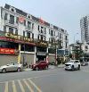 Bán căn Shophouse mặt phố Thành Trung, Trâu Quỳ, Gia Lâm. DT 90m, MT 6m, vị trí kinh doanh